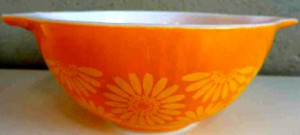 Vintage Pyrex 101: A Guide to Pyrex | Estate Sale Blog