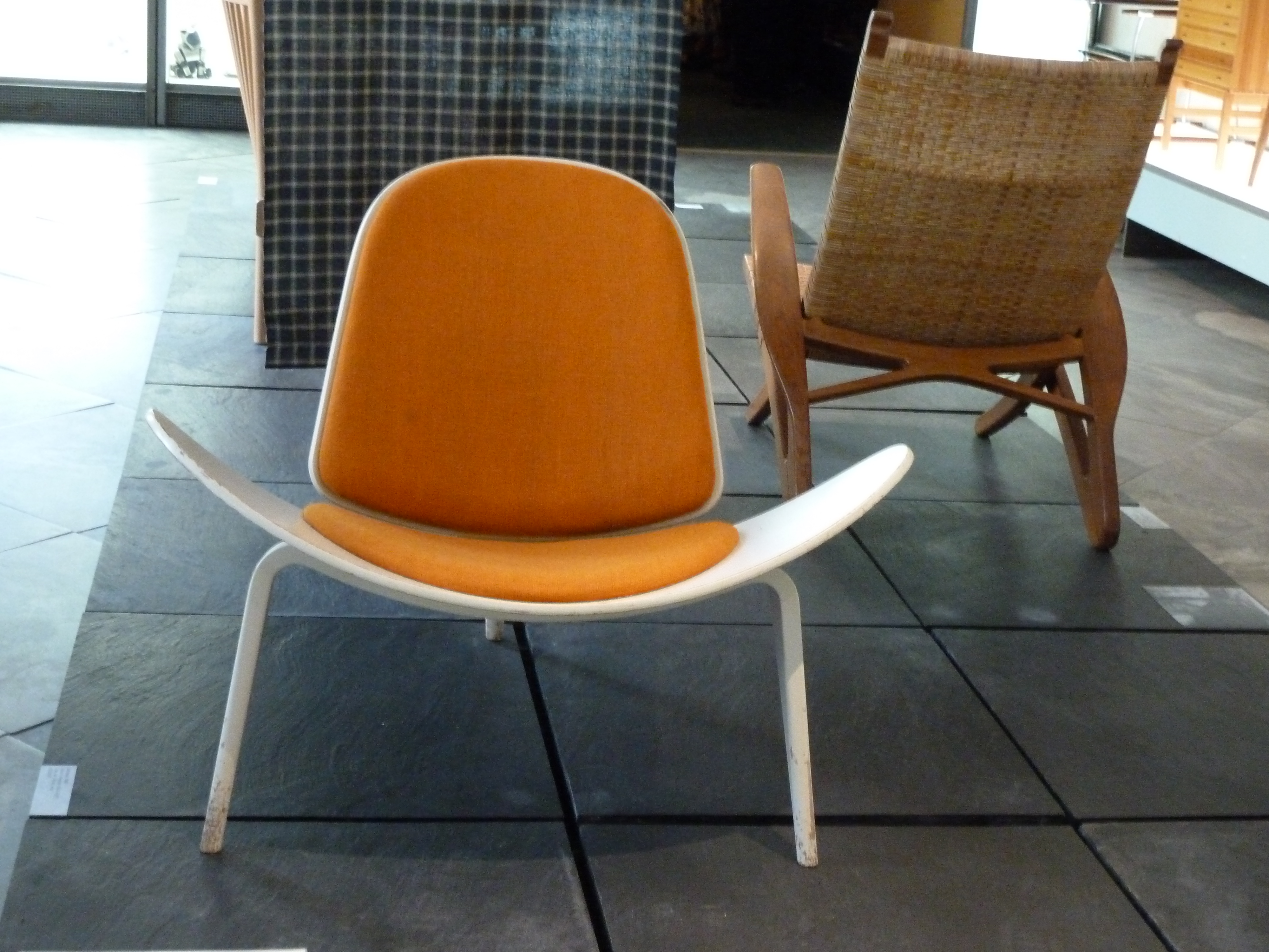 Shell Chair