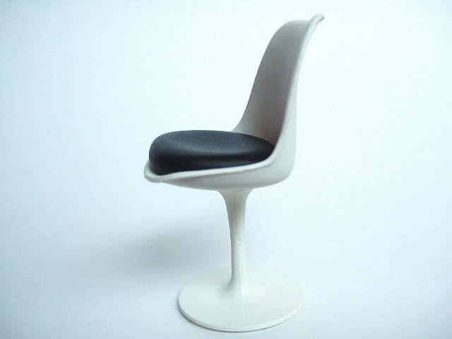 Saarinen Tulip Chair