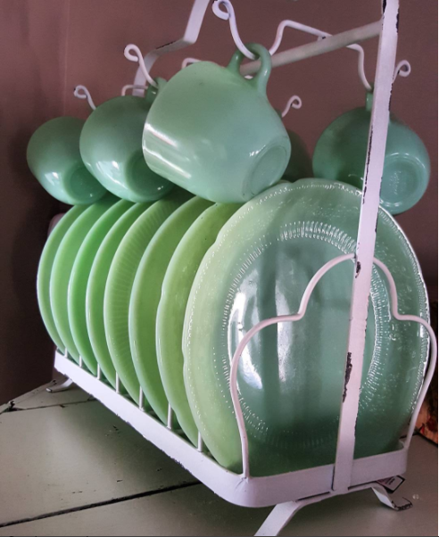 Jadeite, Jadite, or Jade-ite? A Beginner's Guide to Jadeite