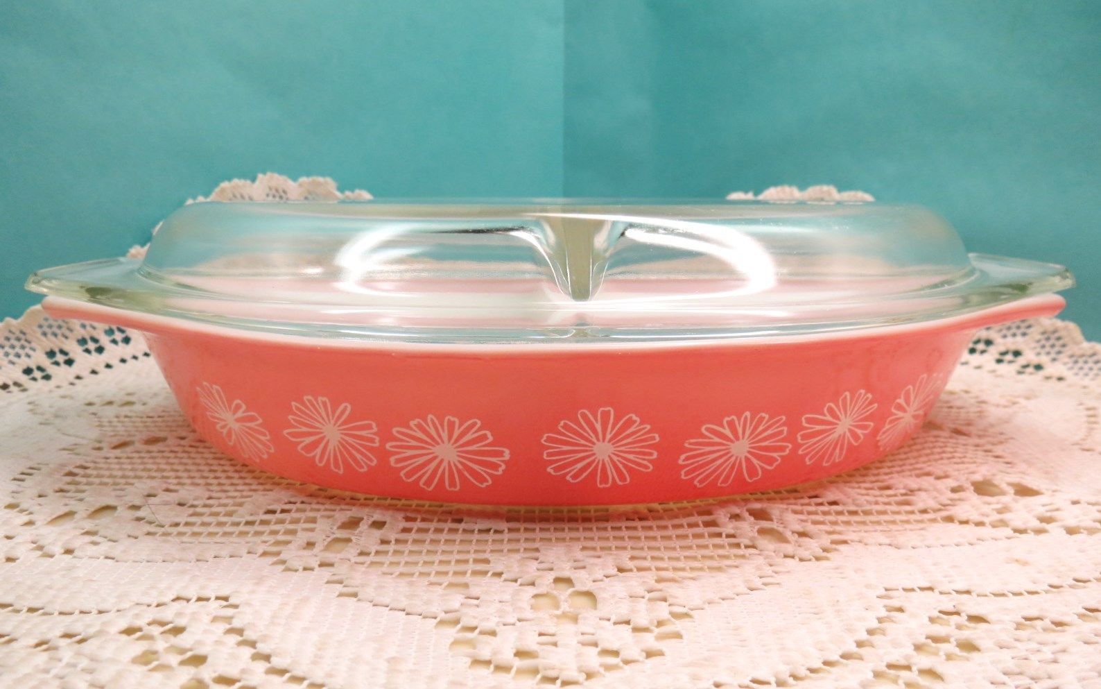 Everything You Need for the Vintage Kitchen of Your Dreams | Estate ...