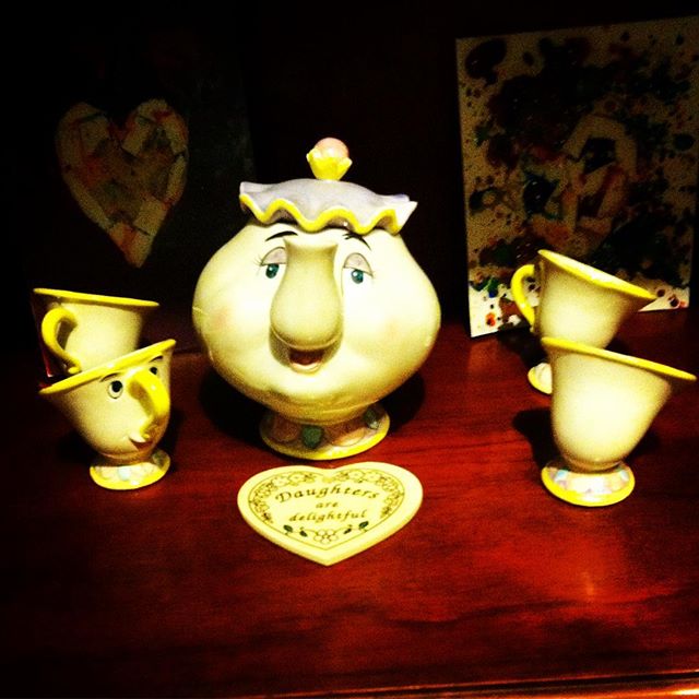 “Beauty and The Beast” tea set