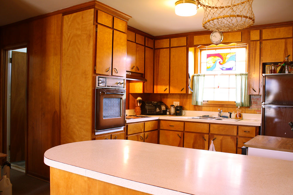 Outfitting Your Retro Kitchen Estate Sale Blog