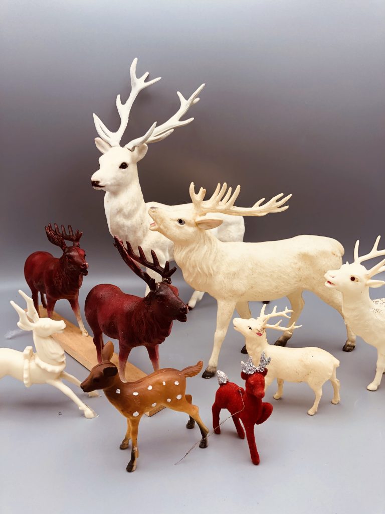 The Ultimate Guide to Vintage Christmas Decorating | Estate Sale Blog